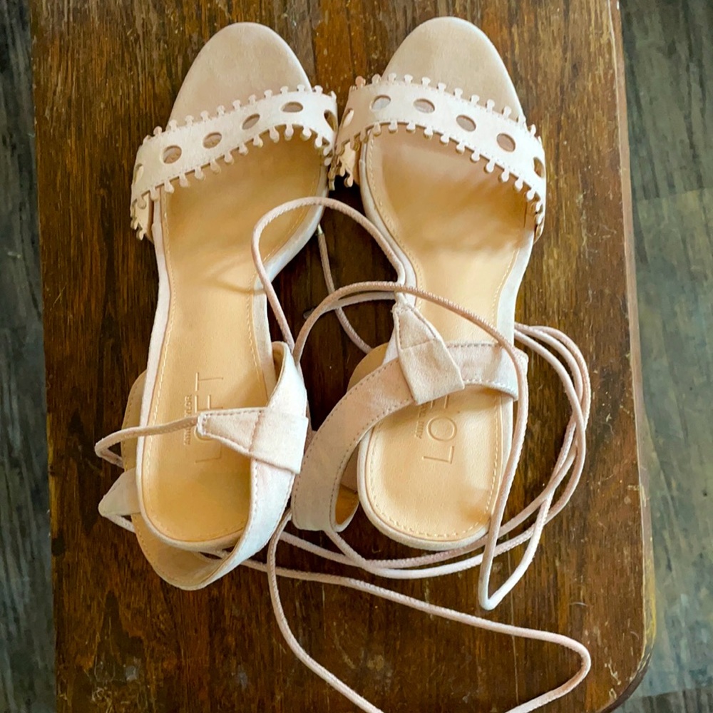 Loft Pink Nude Lace Up Ankle wrap pumps size 8.5